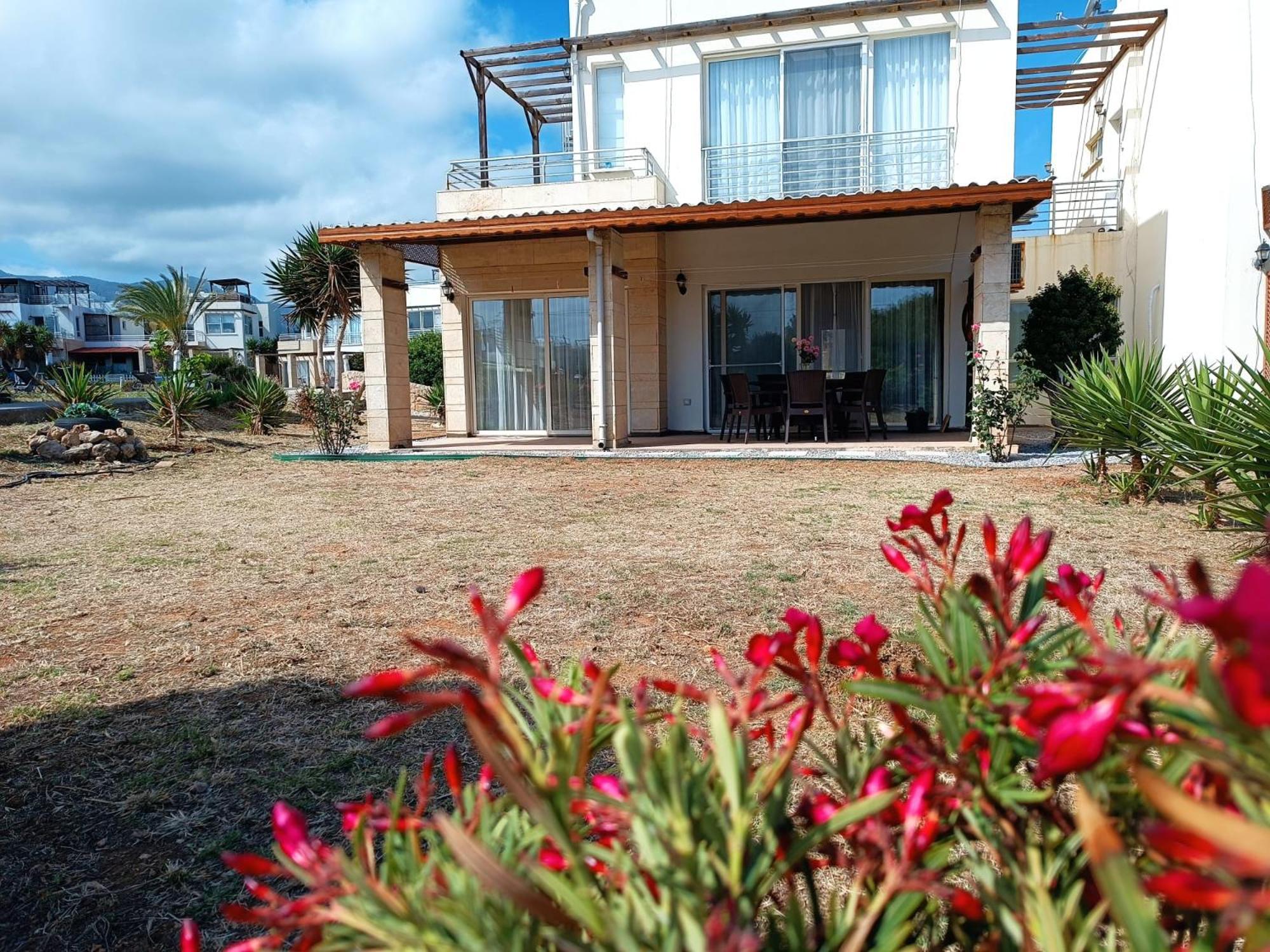 Kyrenia - Esentepe Turtle Village 3 Bedroom Sea With Garden